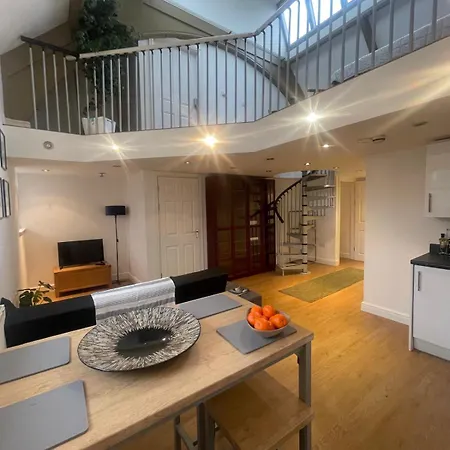 Unique Loft * Сент-Остел